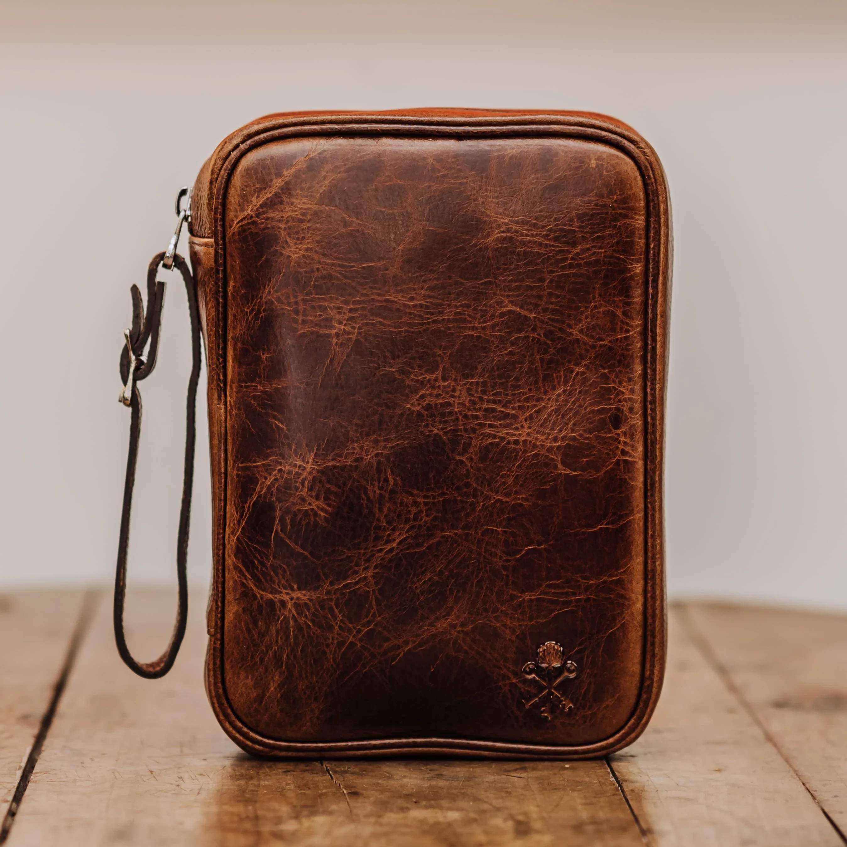 Custom Havana Leather Cigar Travel Case in Antique Saddle - Image 4