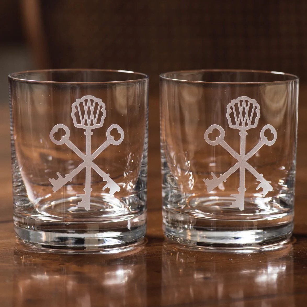 Key-etched Crystal Old Fashioned Glasses (Set of 2) - Image 4