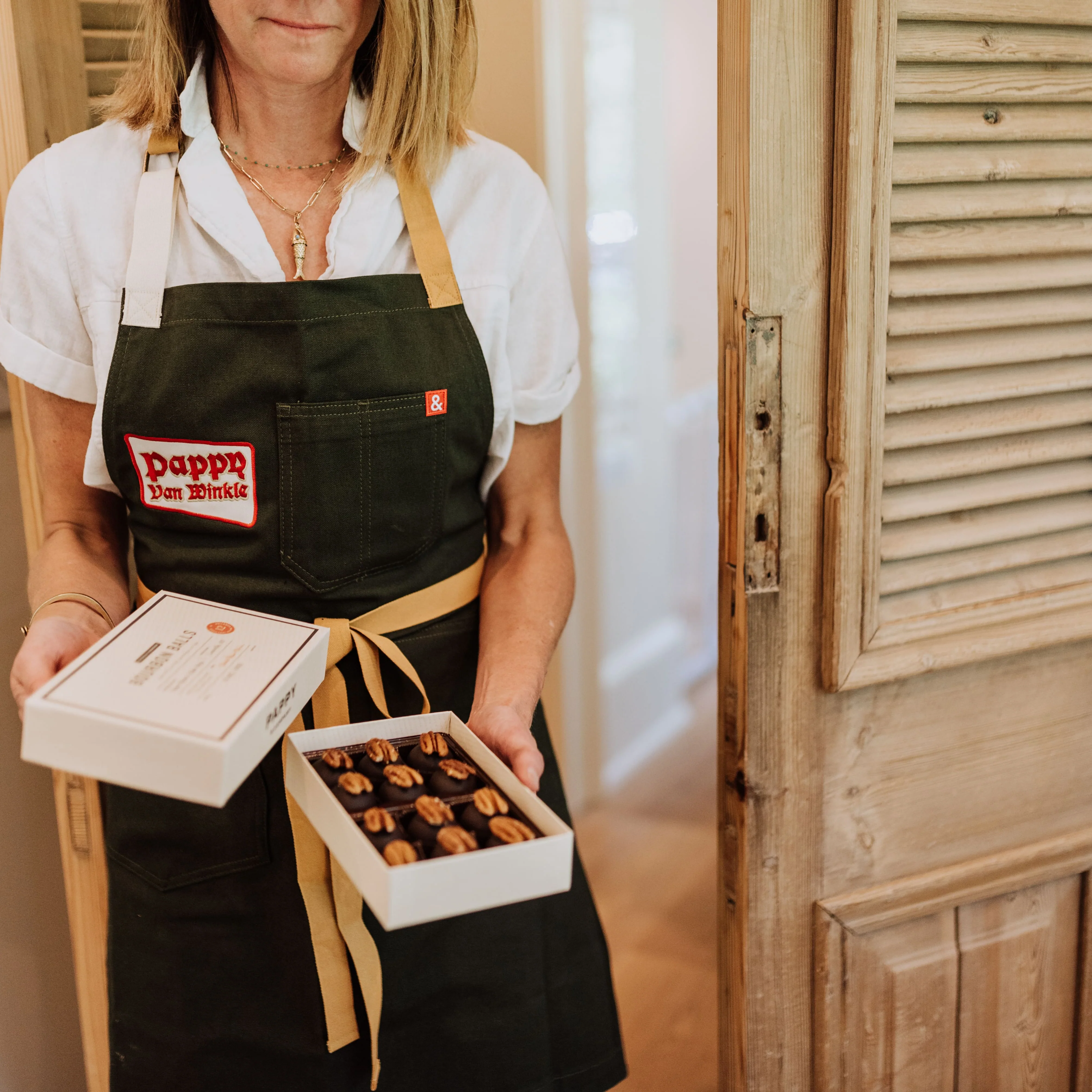 Pappy Van Winkle Essential Apron: Hedley & Bennett - Image 4