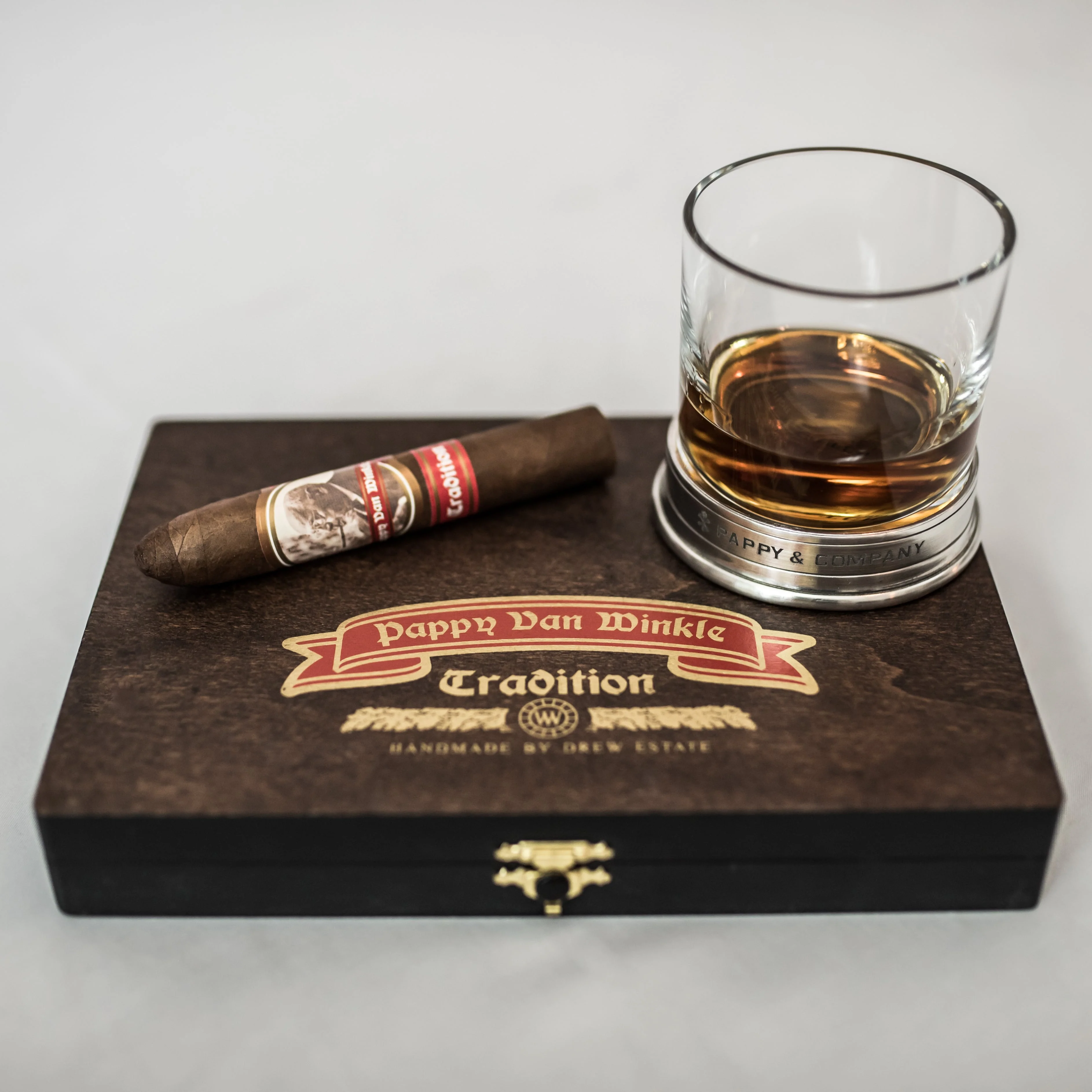 Pappy Van Winkle Tradition Cigars: Belicoso (Box of 10) - Image 5